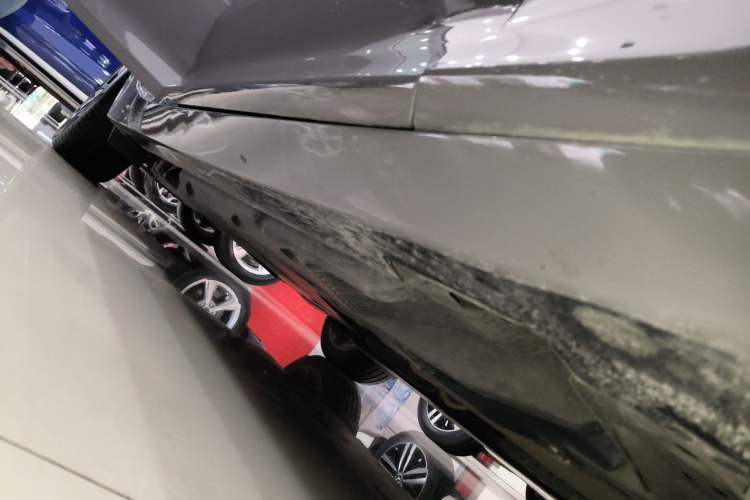 Used Cadillac CT5 2021 Revised 28T Luxury Version Right Side Sill