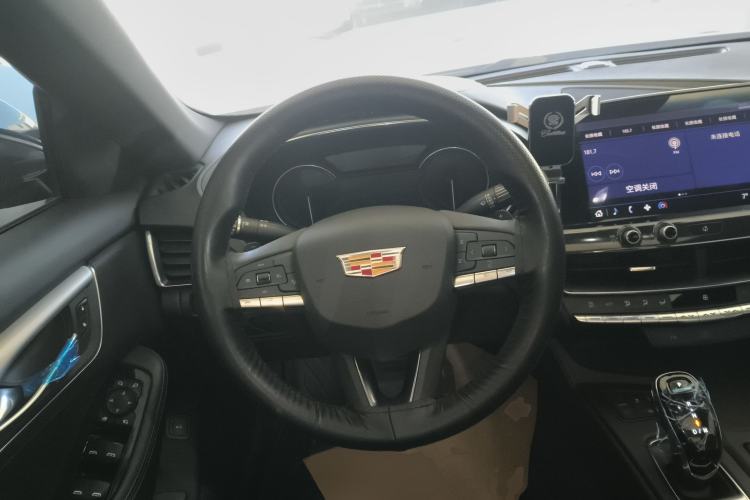 Used Cadillac CT5 2021 28T Fashion Edition Steering Wheel