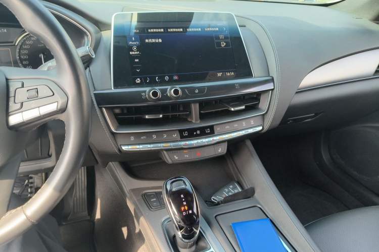Used Cadillac CT5 2021 28T Luxury Model Audio And AC Panel