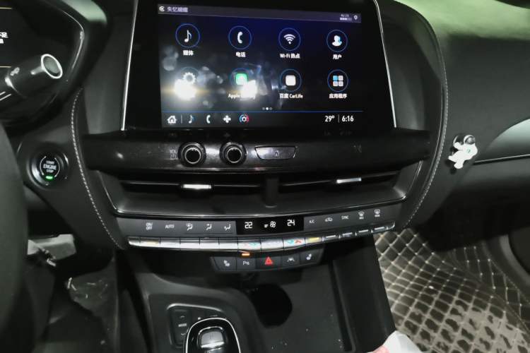 Used Cadillac CT5 2021 28T Prestige Edition Audio And AC Panel