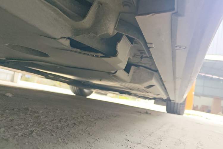 Used Cadillac CT5 2021 28T Platinum Sport Model Chassis Rear Right