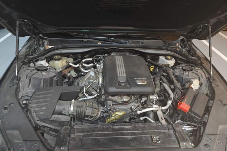 Used Cadillac CT5 2021 28T Advanced Sport Model Engine Bay