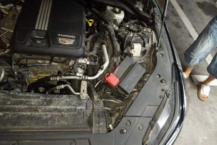 Used Cadillac CT5 2021 Revised 28T Luxury Version Engine Bay Left