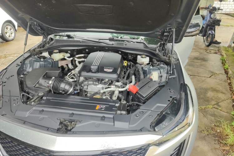 Used Cadillac CT5 2021 Revised 28T Luxury Version Engine Bay Left
