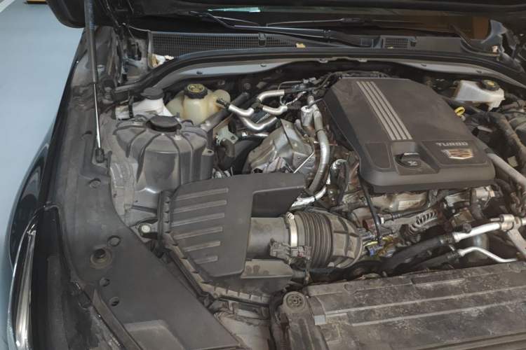 Used Cadillac CT5 2021 28T Advanced Sport Model Engine Bay Right