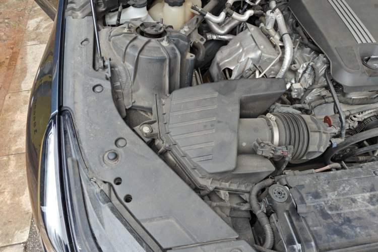 Used Cadillac CT5 2021 Revised 28T Luxury Version Engine Bay Right