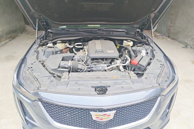 Used Cadillac CT5 2021 28T Platinum Sport Model Engine Bay