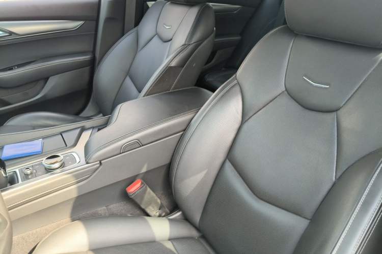 Used Cadillac CT5 2021 28T Luxury Model Left Front Seat