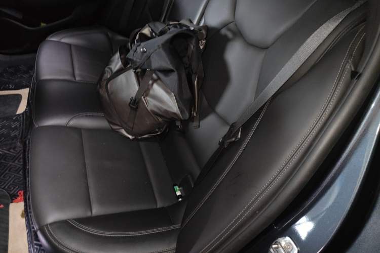 Used Cadillac CT5 2021 Revised 28T Luxury Version Left Rear Seat