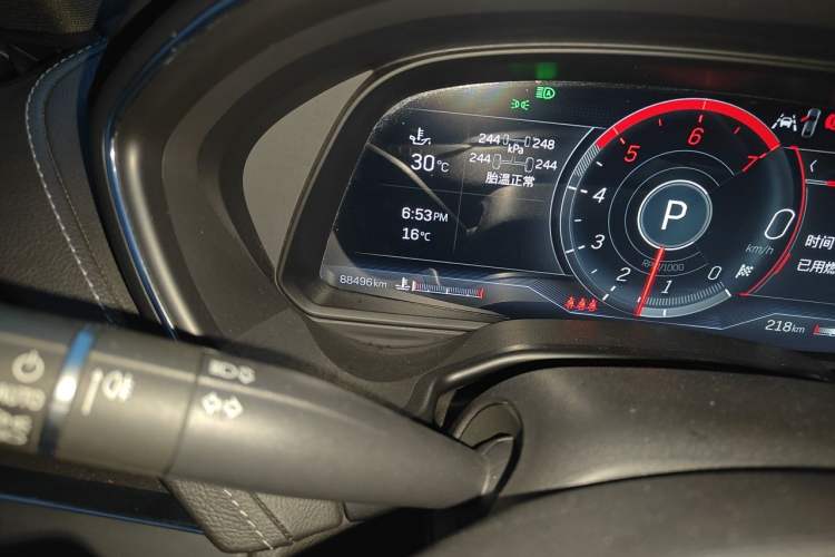 Used Cadillac CT5 2021 28T Prestige Edition Odometer Close Up