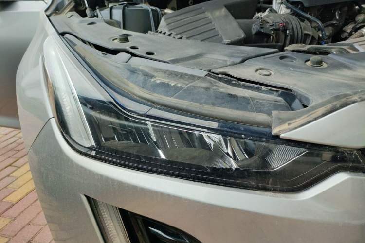 Used Cadillac CT5 2021 Revised 28T Luxury Version Right Front Headlight
