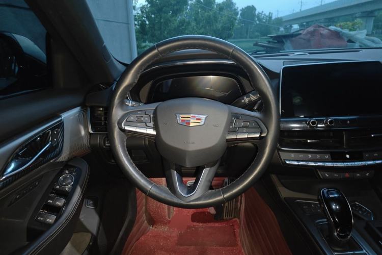 Used Cadillac CT5 2021 28T Prestige Edition Steering Wheel