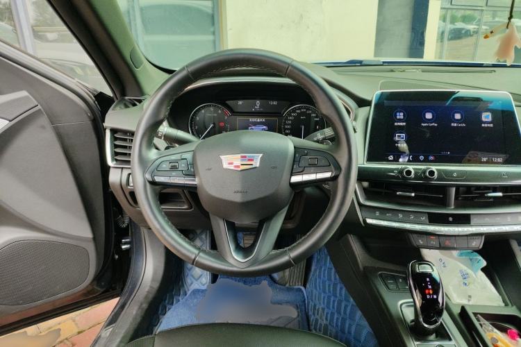 Used Cadillac CT5 2021 Revised 28T Luxury Version Steering Wheel