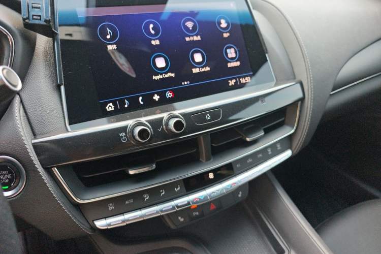 Used Cadillac CT5 2021 28T Luxury Model Audio And AC Panel