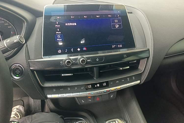 Used Cadillac CT5 2021 Revised 28T Luxury Version Audio And AC Panel