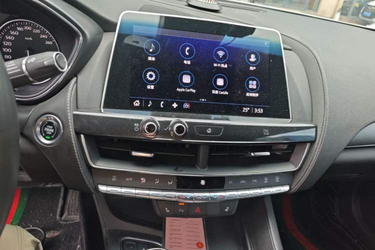 Used Cadillac CT5 2021 Revised 28T Luxury Version Audio And AC Panel