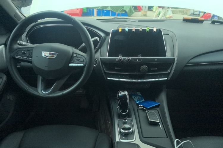 Used Cadillac CT5 2021 28T Prestige Edition Center Console