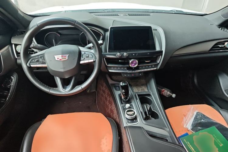 Used Cadillac CT5 2021 28T Luxury Model Center Console