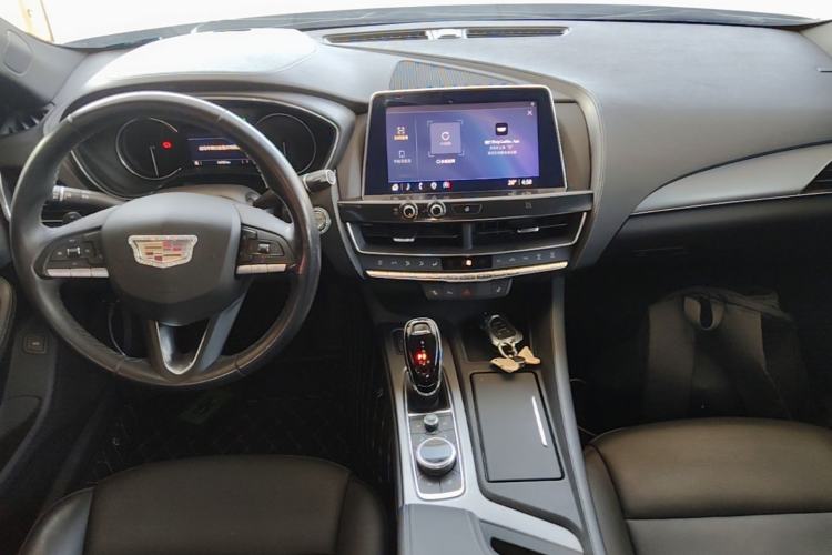 Used Cadillac CT5 2021 28T Luxury Model Center Console