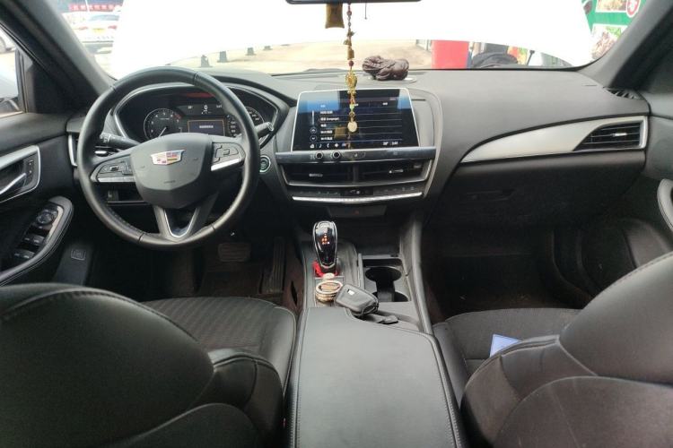 Used Cadillac CT5 2021 28T Fashion Edition Center Console