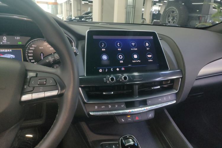 Used Cadillac CT5 2021 Revised 28T Luxury Version Center Console
