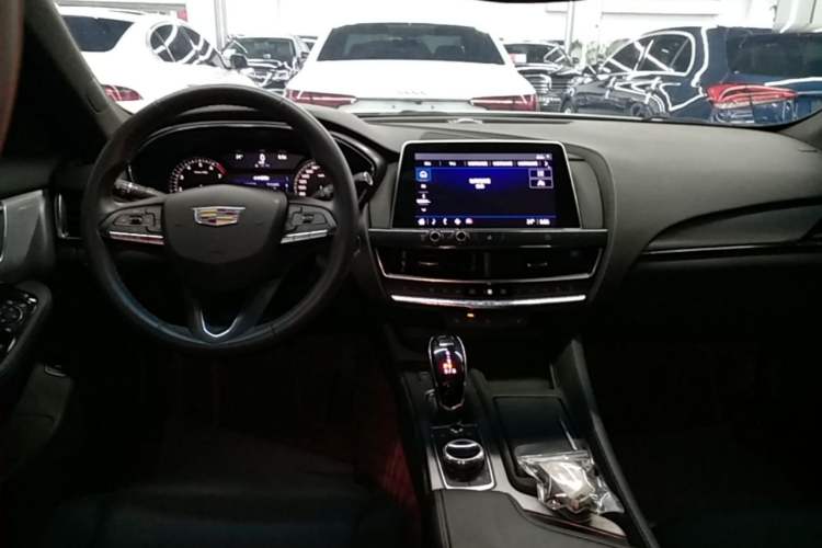 Used Cadillac CT5 2021 Revised 28T Luxury Version Center Console
