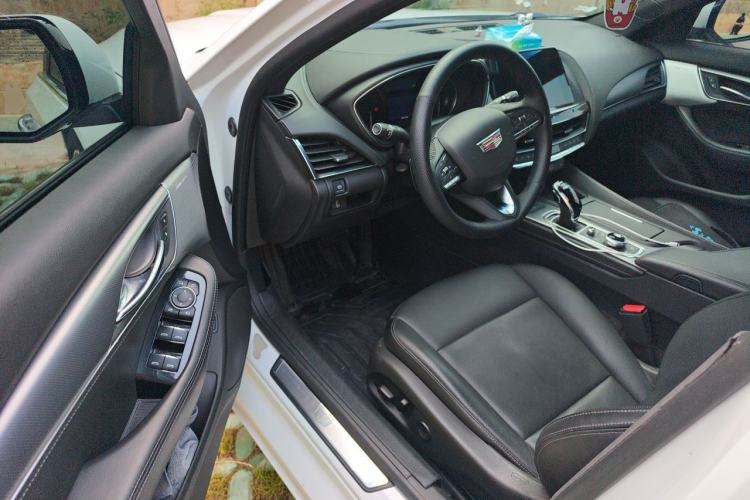 Used Cadillac CT5 2021 28T Luxury Model Driver Seat