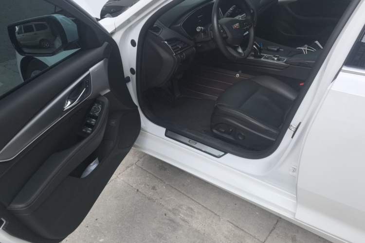 Used Cadillac CT5 2021 28T Prestige Edition Driver Seat