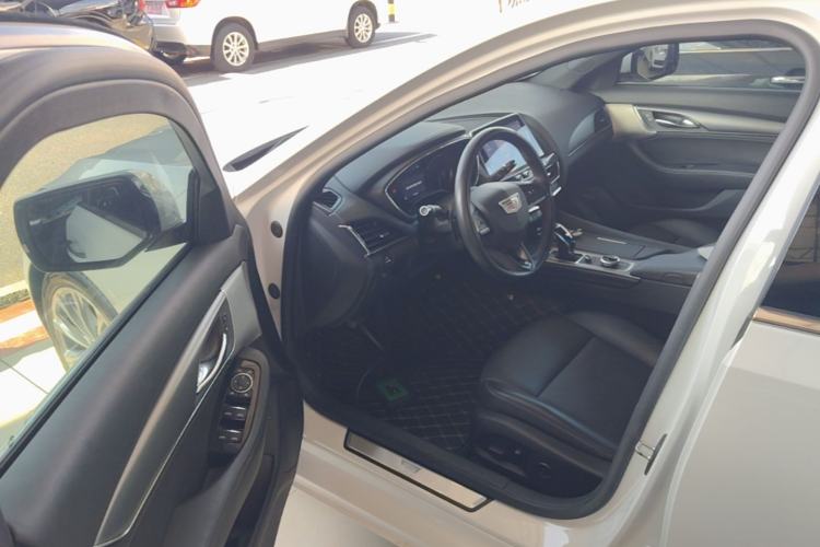 Used Cadillac CT5 2021 28T Luxury Model Driver Seat