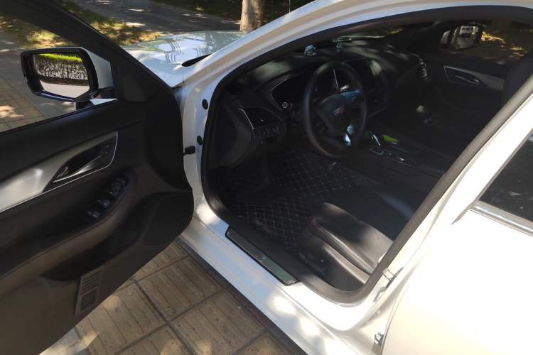 Used Cadillac CT5 2021 28T Tech Edition Driver Seat
