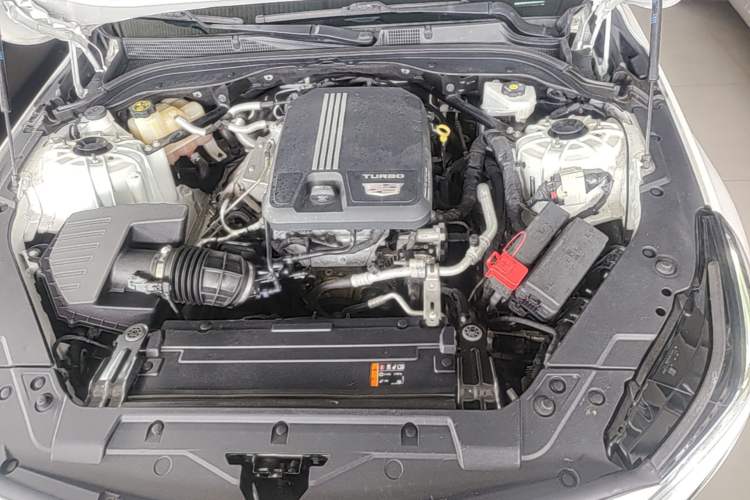 Used Cadillac CT5 2021 Revised 28T Luxury Version Engine Bay