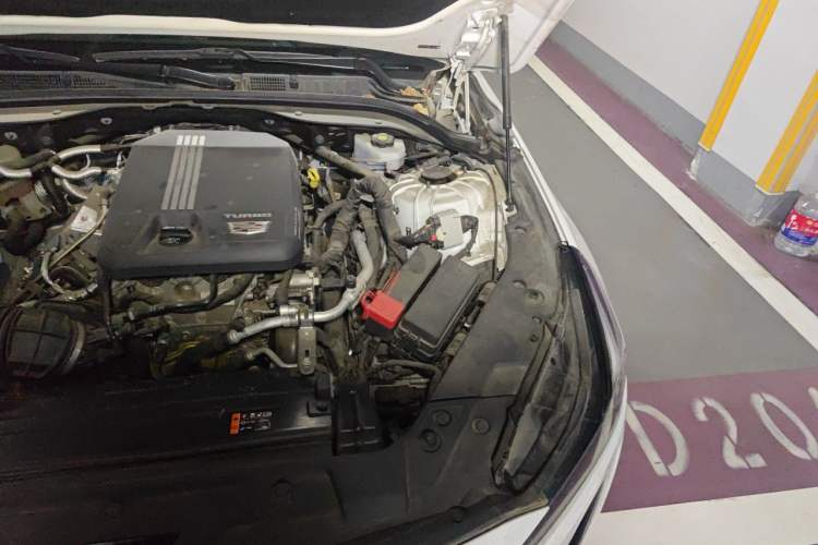 Used Cadillac CT5 2021 28T Luxury Model Engine Bay Left