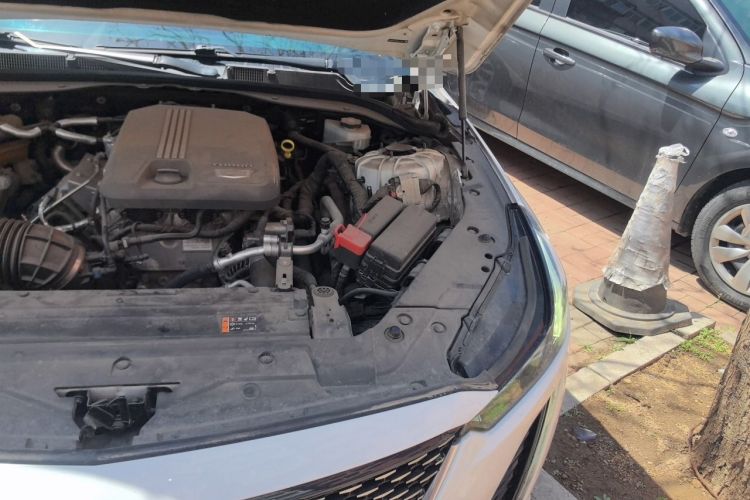 Used Cadillac CT5 2021 28T Luxury Model Engine Bay Left