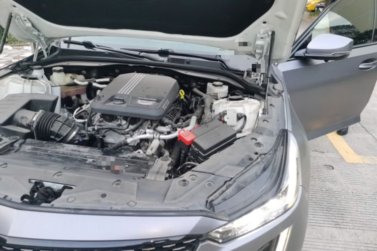Used Cadillac CT5 2021 28T Fashion Edition Engine Bay Left