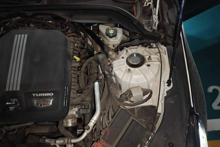 Used Cadillac CT5 2021 28T Advanced Sport Model Engine Bay Left