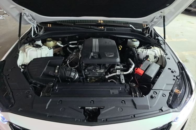 Used Cadillac CT5 2021 28T Luxury Model Engine Bay
