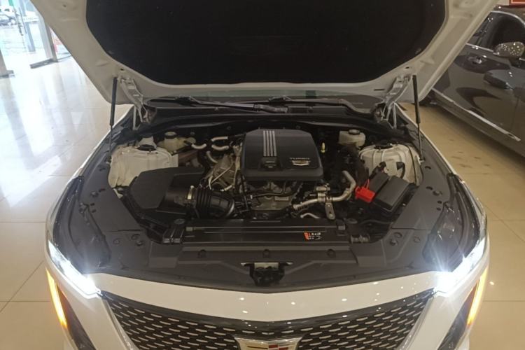 Used Cadillac CT5 2021 28T Luxury Model Engine Bay
