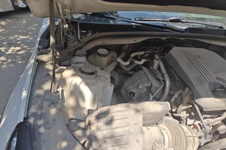 Used Cadillac CT5 2021 28T Platinum Edition Engine Bay Right