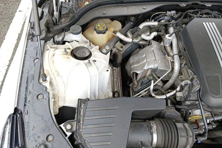 Used Cadillac CT5 2021 28T Fashion Edition Engine Bay Right