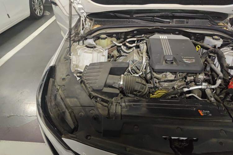 Used Cadillac CT5 2021 28T Luxury Model Engine Bay Right