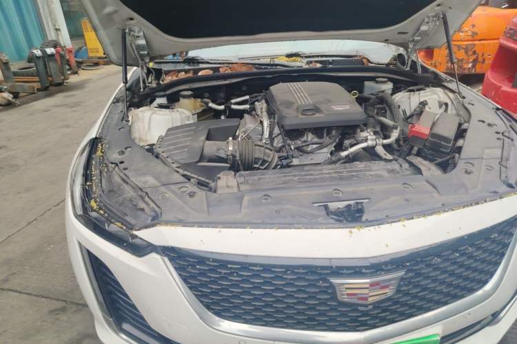Used Cadillac CT5 2021 28T Luxury Model Engine Bay Right