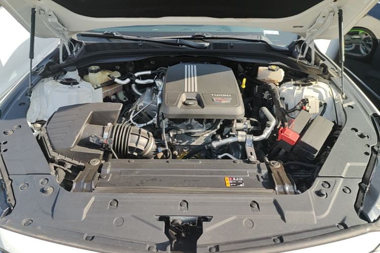 Used Cadillac CT5 2021 28T Luxury Model Engine Bay