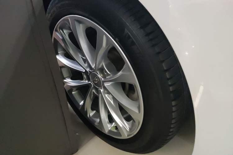 Used Cadillac CT5 2021 Revised 28T Luxury Version Exterior 4