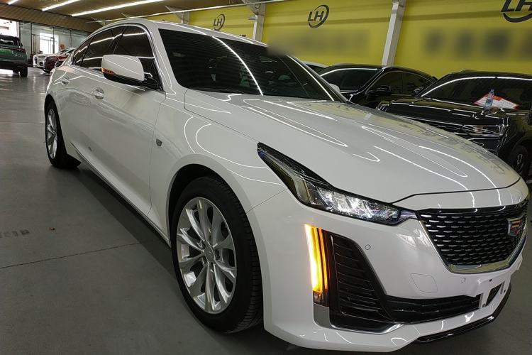 Used Cadillac CT5 2021 Revised 28T Luxury Version Front Right 45 Deg