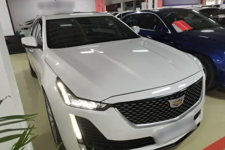 Used Cadillac CT5 2021 28T Luxury Model Front Right 45 Deg