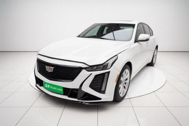 Używany Cadillac CT5 2021 28T Luxury Model