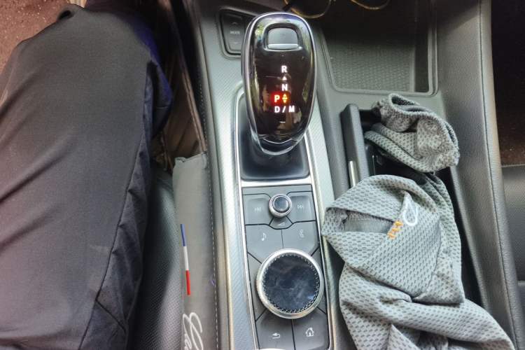 Used Cadillac CT5 2021 28T Luxury Model Gear Lever