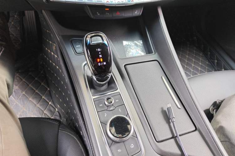 Used Cadillac CT5 2021 28T Luxury Model Gear Lever