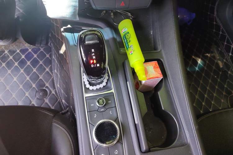 Used Cadillac CT5 2021 28T Tech Edition Gear Lever
