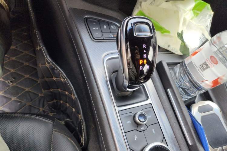 Used Cadillac CT5 2021 28T Luxury Model Gear Lever